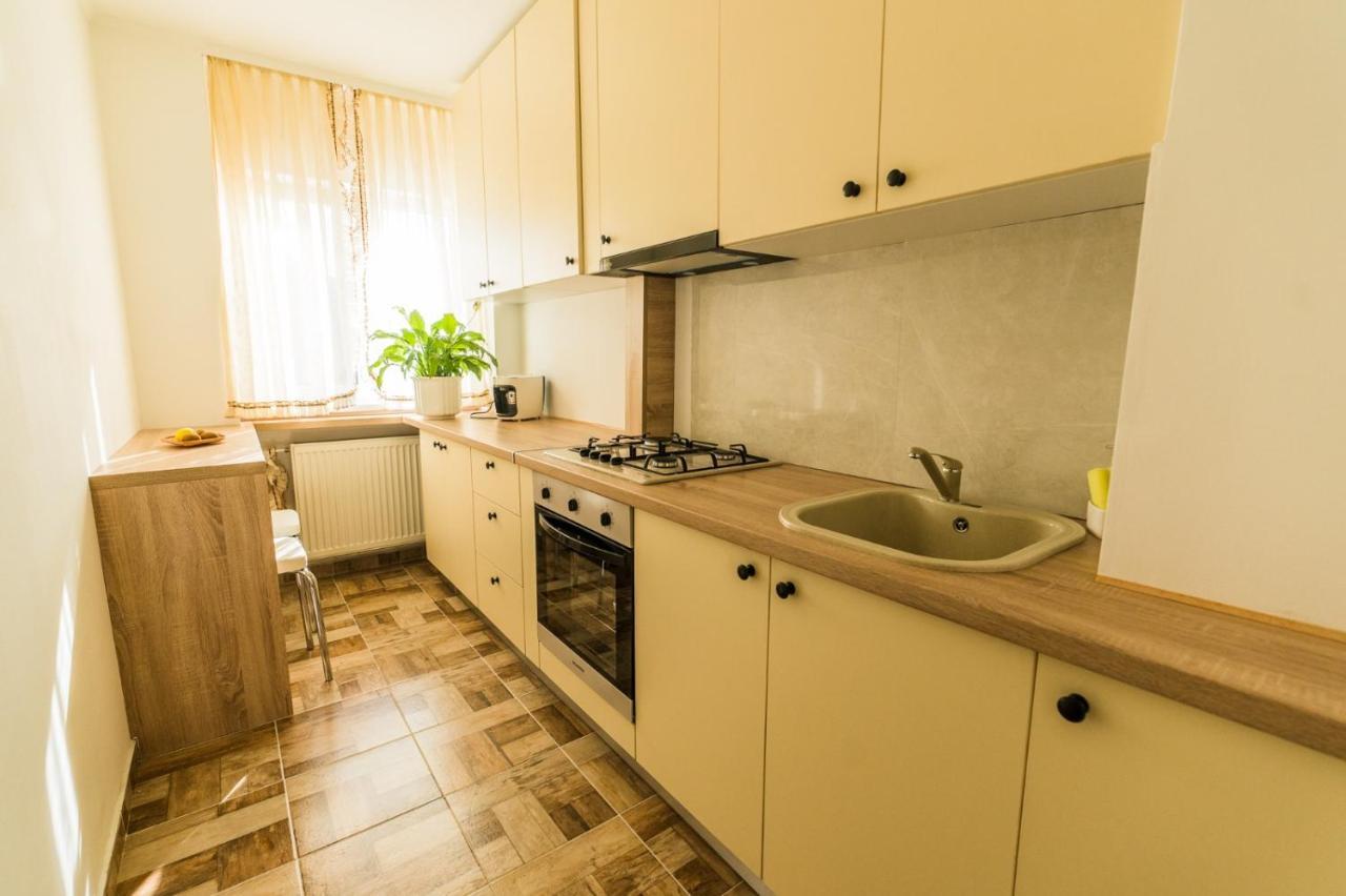 Tania Grand Apart Apartman Nagyvárad Kültér fotó